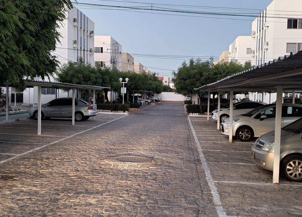 Apartamento Confortavel Em Petrolina 2 Quartos Com Ar Cond E Wi-Fi 300Mb Esterno foto